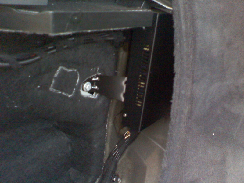 Cd changer Cables in the Trunk? (Pics)