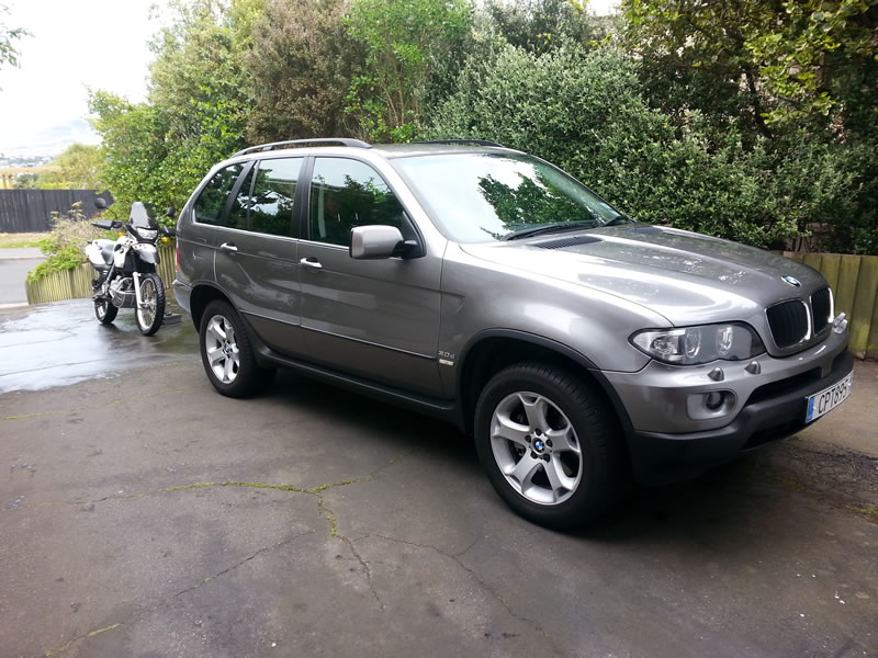 Name:  Washing the Beemers.jpg
Views: 1396
Size:  124.6 KB