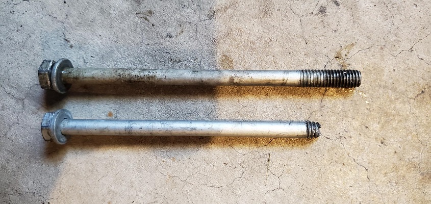 Name:  Water Pump Bolt.jpg
Views: 314
Size:  182.1 KB