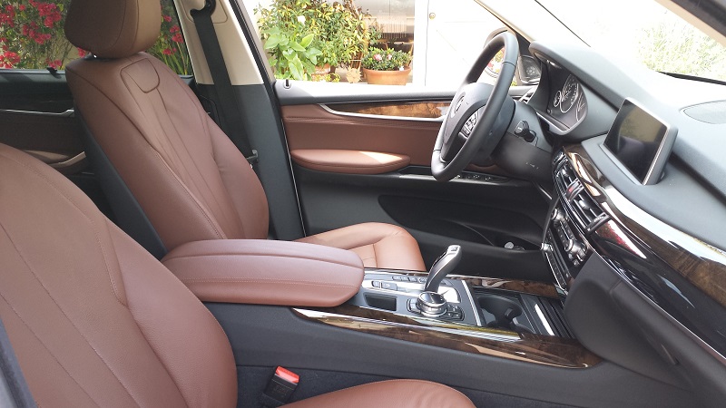 Name:  interior800.jpg
Views: 3800
Size:  135.7 KB